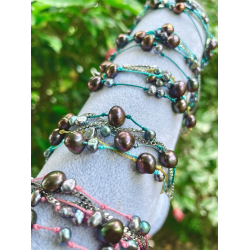 Le bracelet "Pearls" / Modèle 3 à 6 rangs / - Collection BLISS